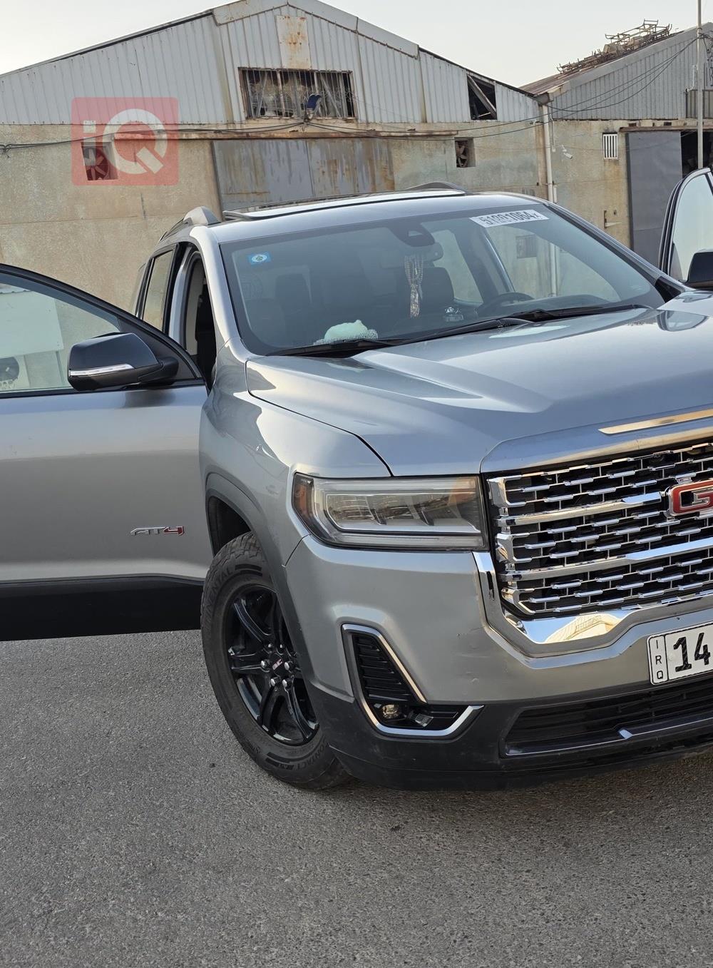 جي ام سي اكاديا